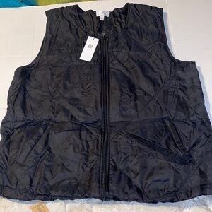 Socialite black puffer vest